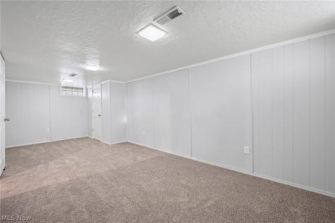 3854 W 116th Street Cleveland OH 44111
