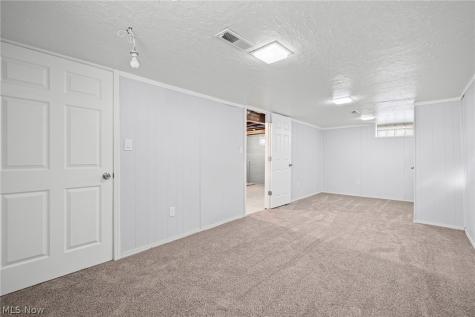 3854 W 116th Street Cleveland OH 44111