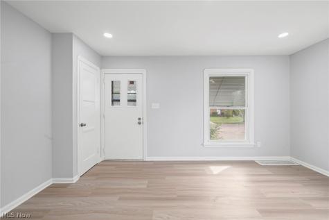 3854 W 116th Street Cleveland OH 44111