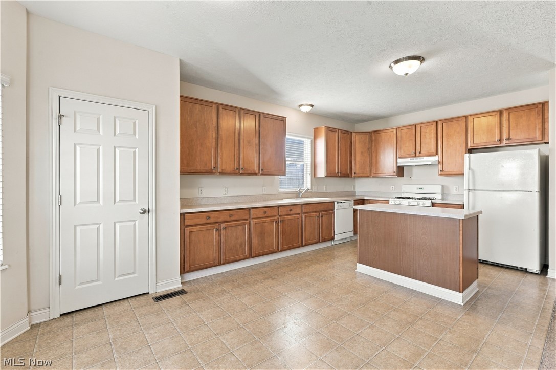 1489 E Quail Run Drive Newark OH 43055
