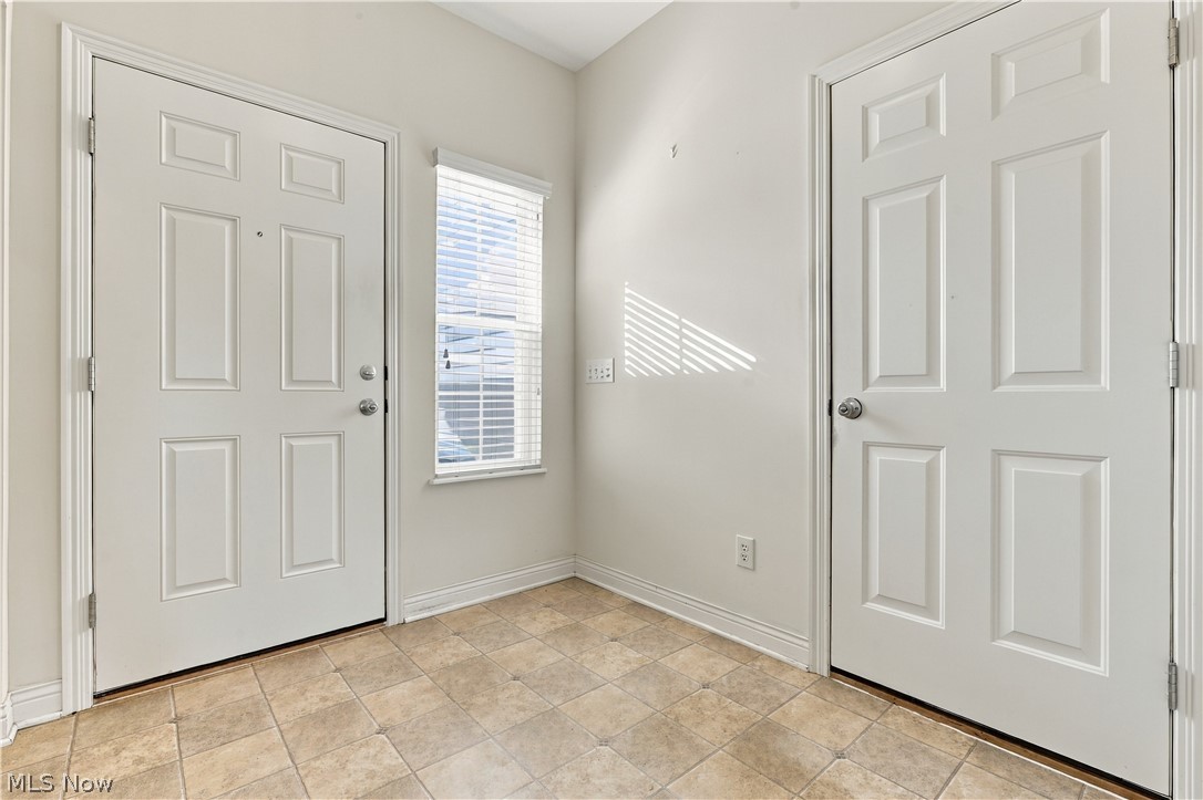 1489 E Quail Run Drive Newark OH 43055