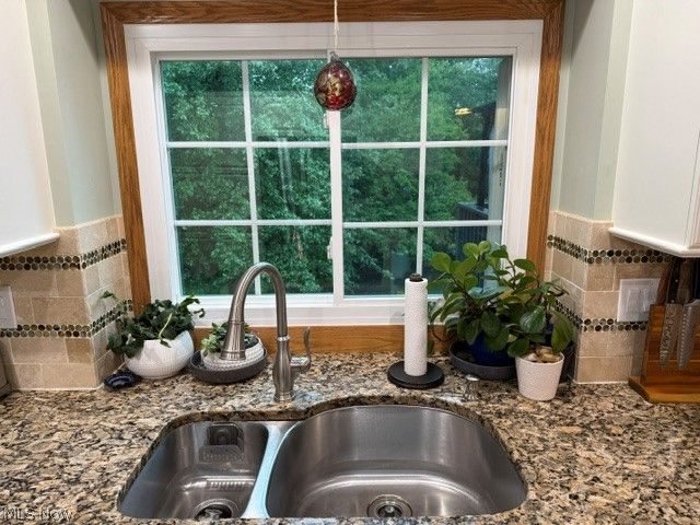 757 Ravenhill Drive Northfield OH 44067