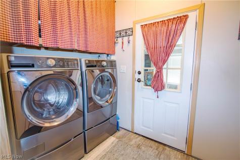 2614 Tiffin Avenue Sandusky OH 44870