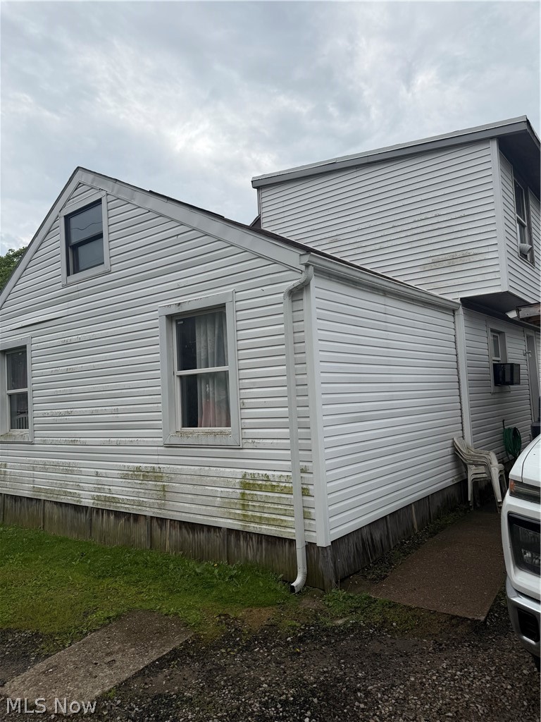 525 Wabash Avenue N Brewster OH 44613