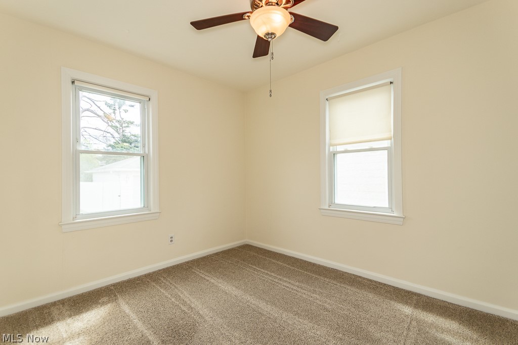 1557 Woodhurst Avenue Mayfield Heights OH 44124