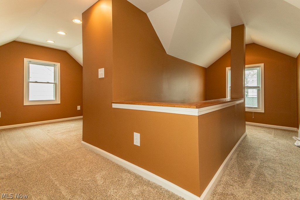 1557 Woodhurst Avenue Mayfield Heights OH 44124