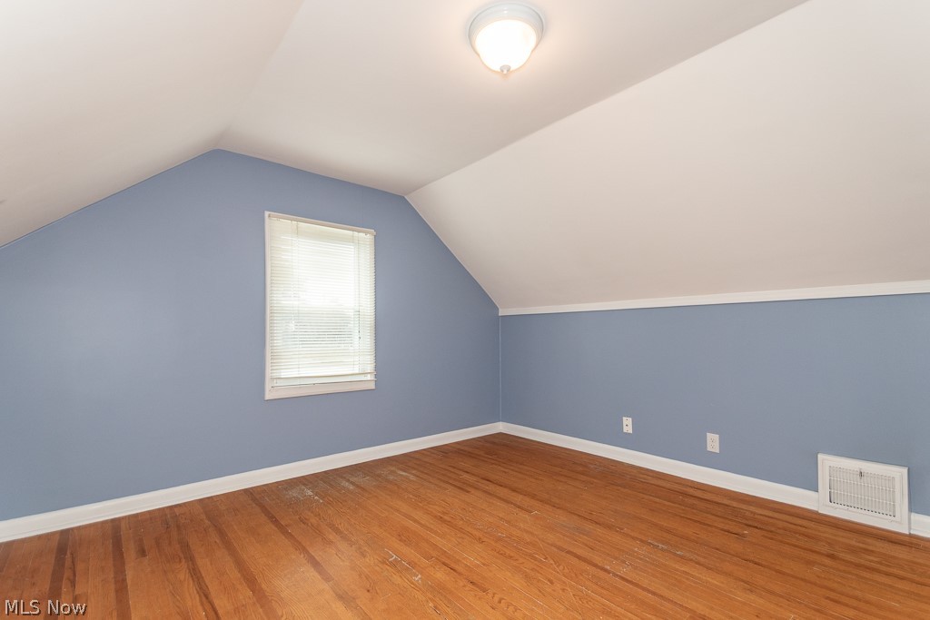 1557 Woodhurst Avenue Mayfield Heights OH 44124