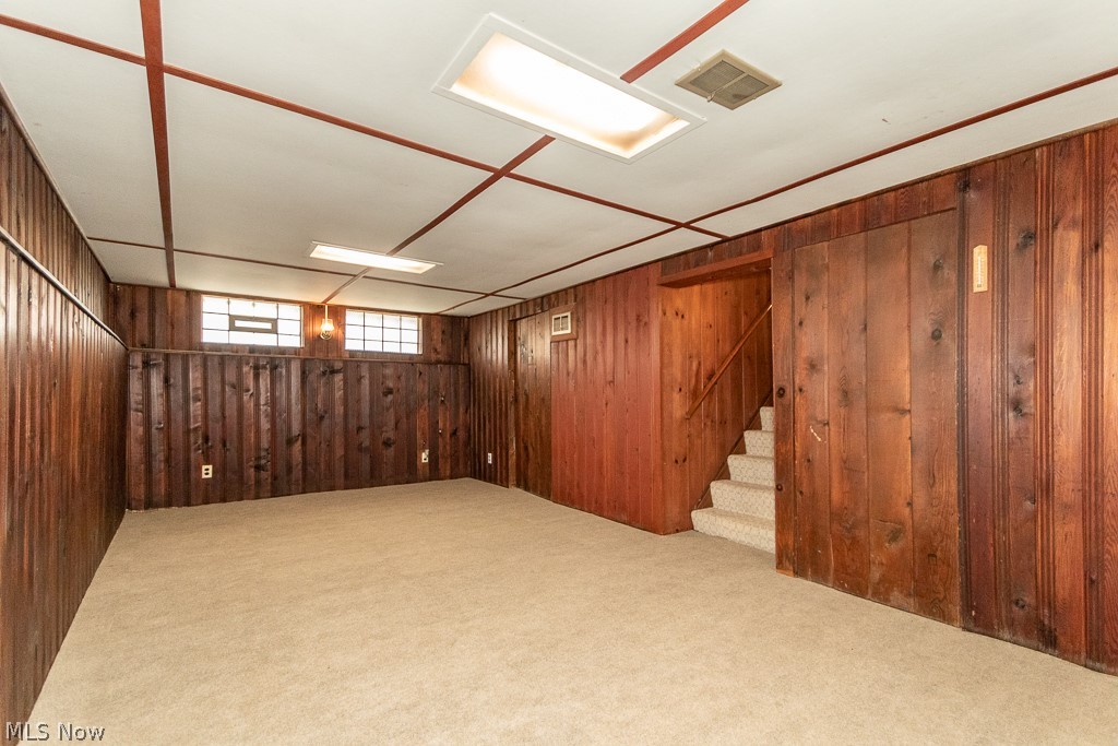 1557 Woodhurst Avenue Mayfield Heights OH 44124