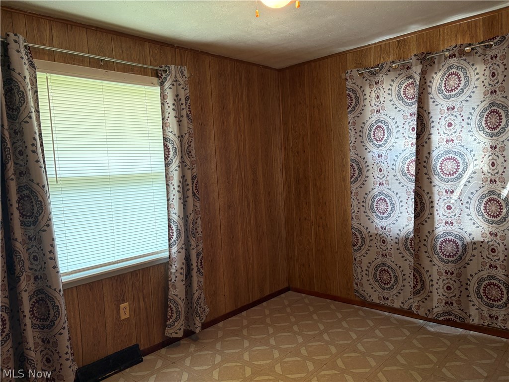 1864 Clyde Road Madison OH 44057