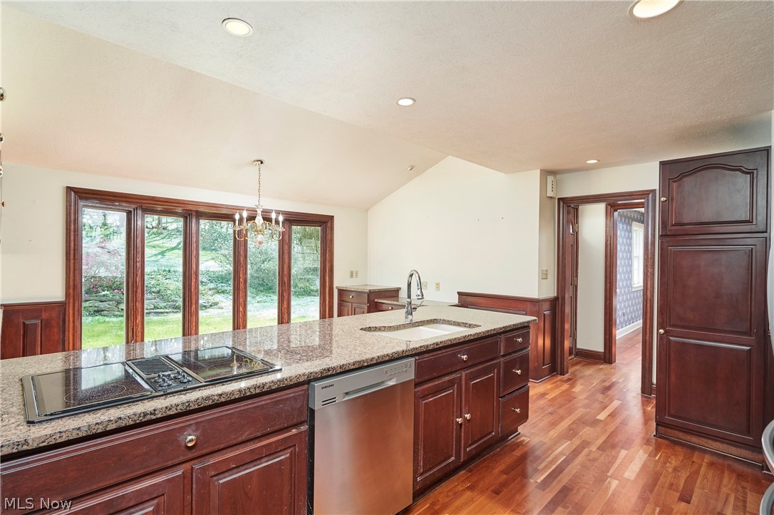 535 Crystal Lake Road Akron OH 44333