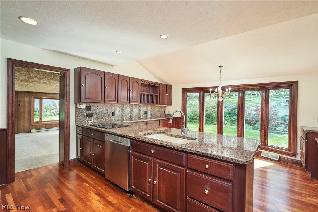 535 Crystal Lake Road Akron OH 44333