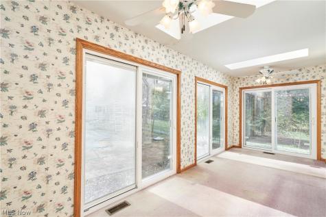 535 Crystal Lake Road Akron OH 44333
