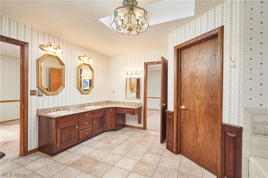 535 Crystal Lake Road Akron OH 44333