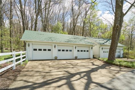 535 Crystal Lake Road Akron OH 44333