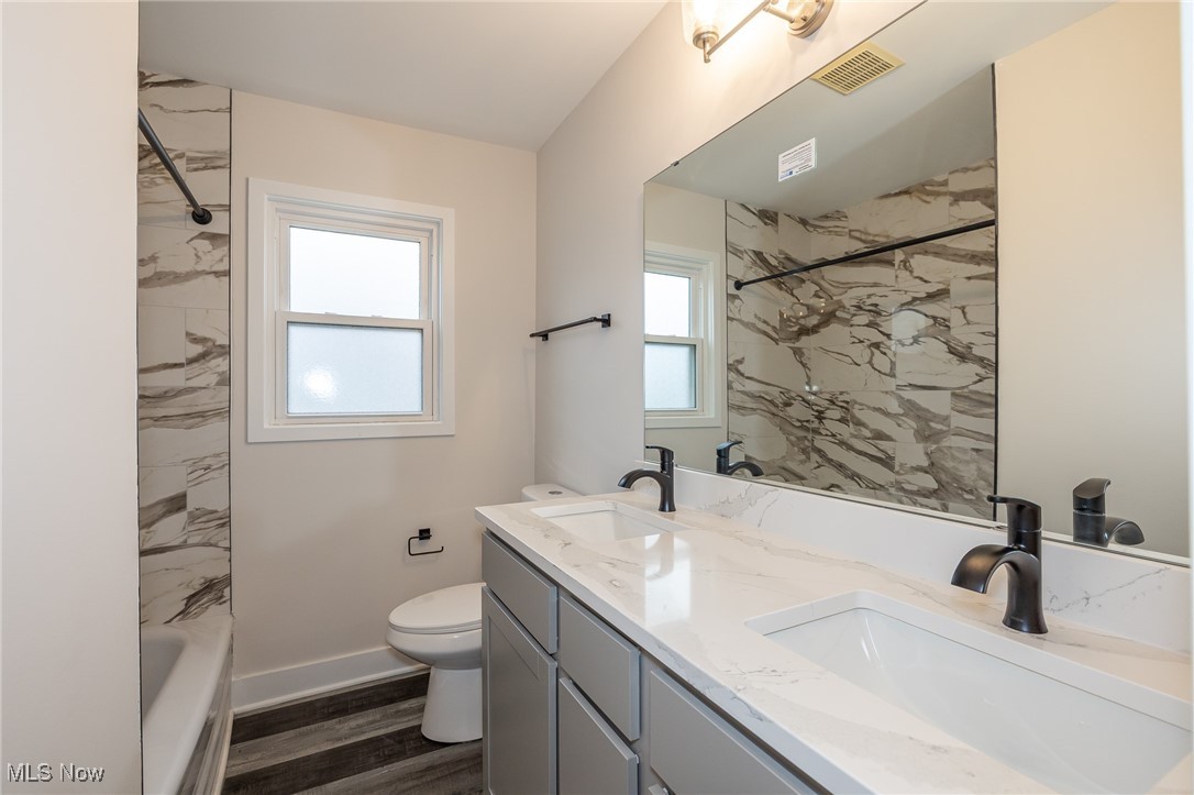 10941 Gabriella Drive Parma OH 44130
