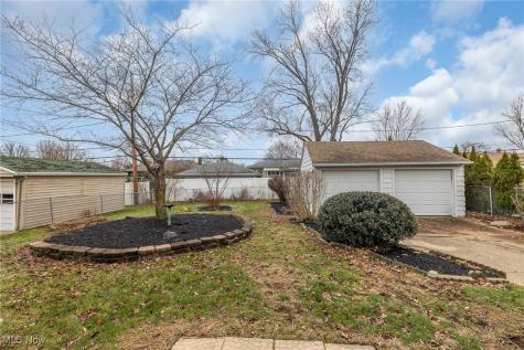 10941 Gabriella Drive Parma OH 44130