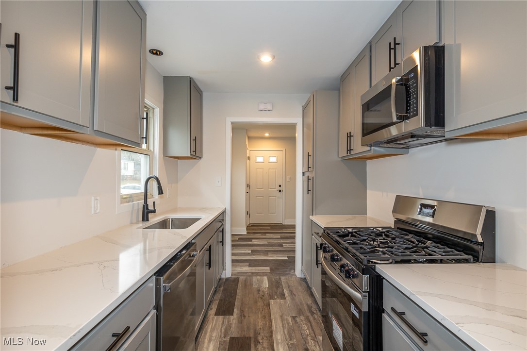 10941 Gabriella Drive Parma OH 44130