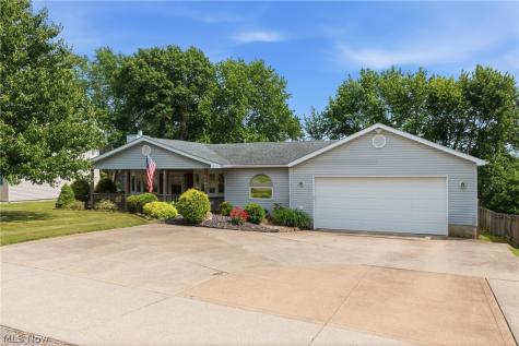 5766 Drenta Circle SW Navarre OH 44662