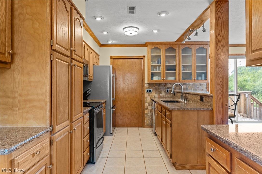 5766 Drenta Circle SW Navarre OH 44662