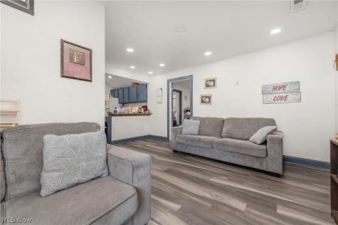 1312 W 14th Street Lorain OH 44052