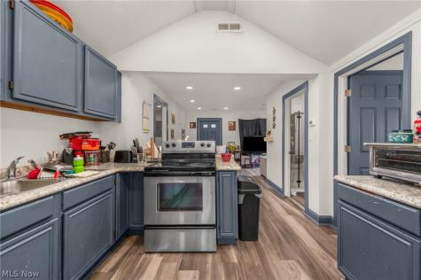 1312 W 14th Street Lorain OH 44052