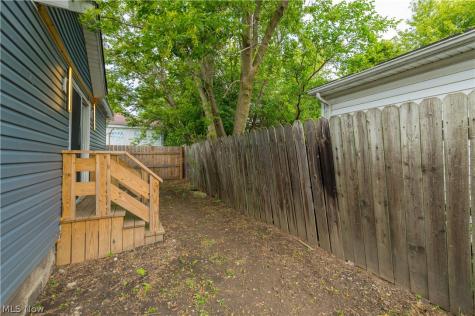 1312 W 14th Street Lorain OH 44052