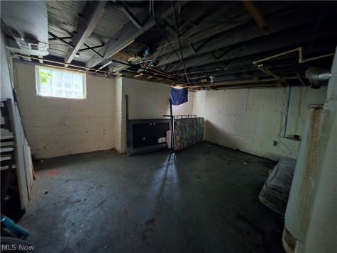 4289 E 136th Street Cleveland OH 44105