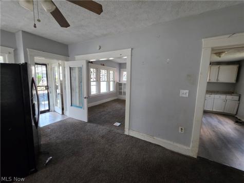 4289 E 136th Street Cleveland OH 44105