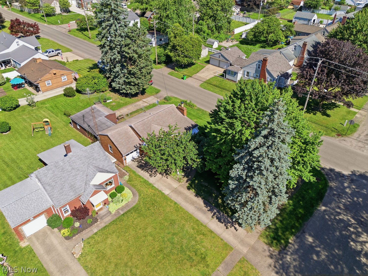1303 Manor Avenue SW Canton OH 44710