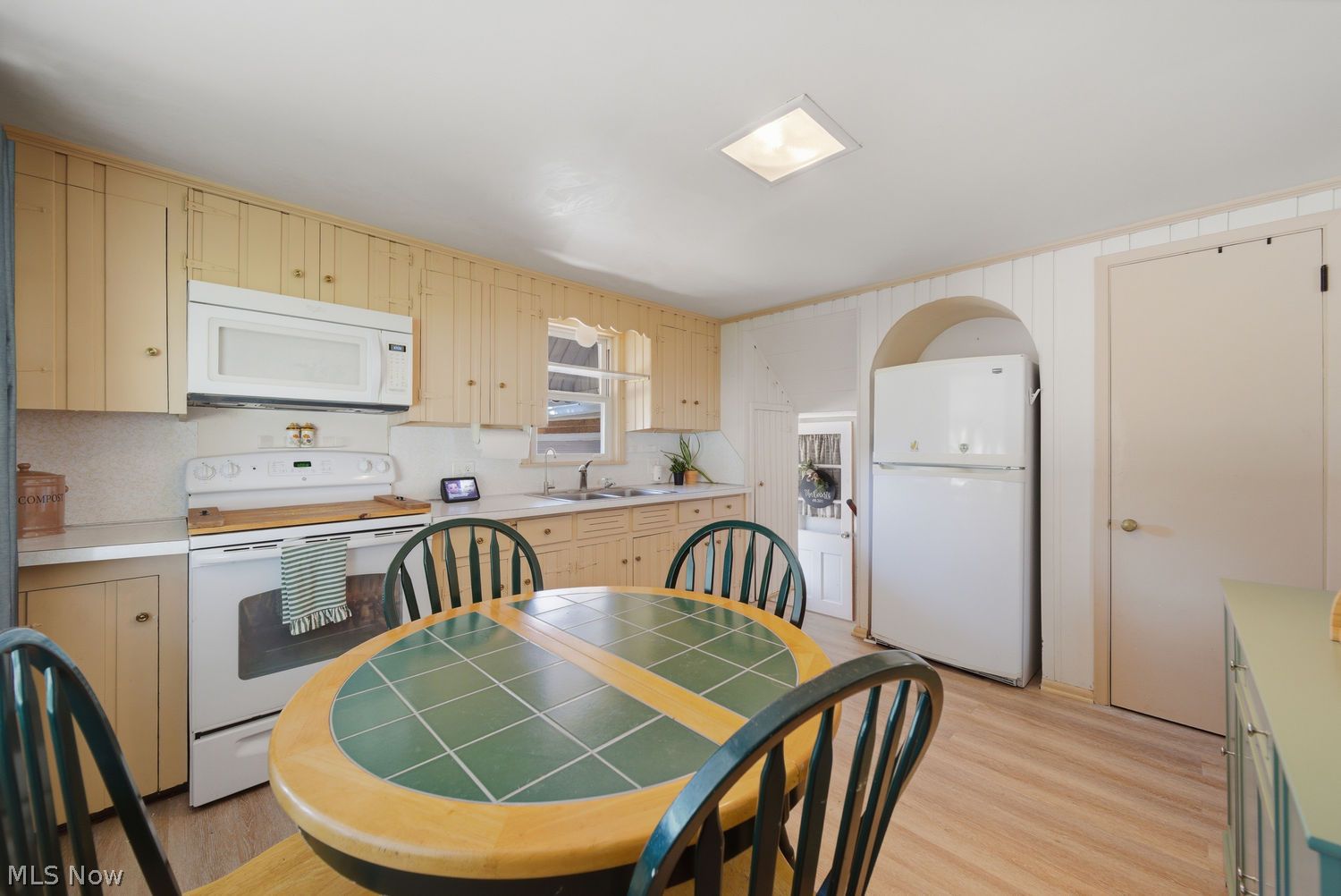 1303 Manor Avenue SW Canton OH 44710