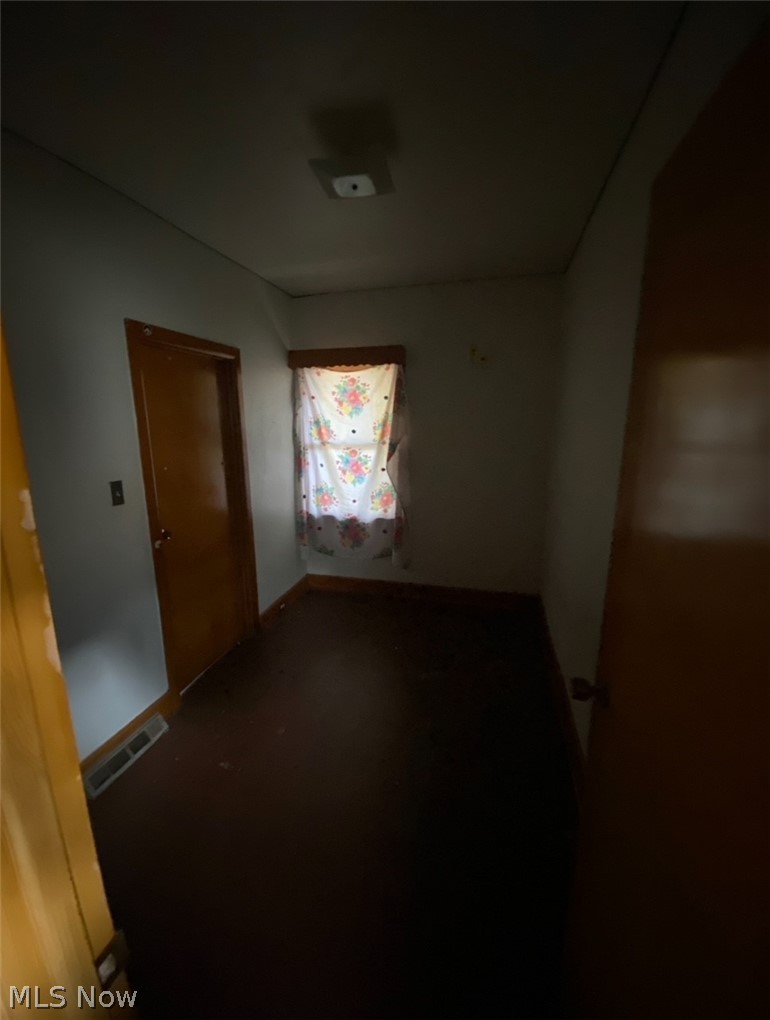 6618 Collier Avenue Cleveland OH 44105
