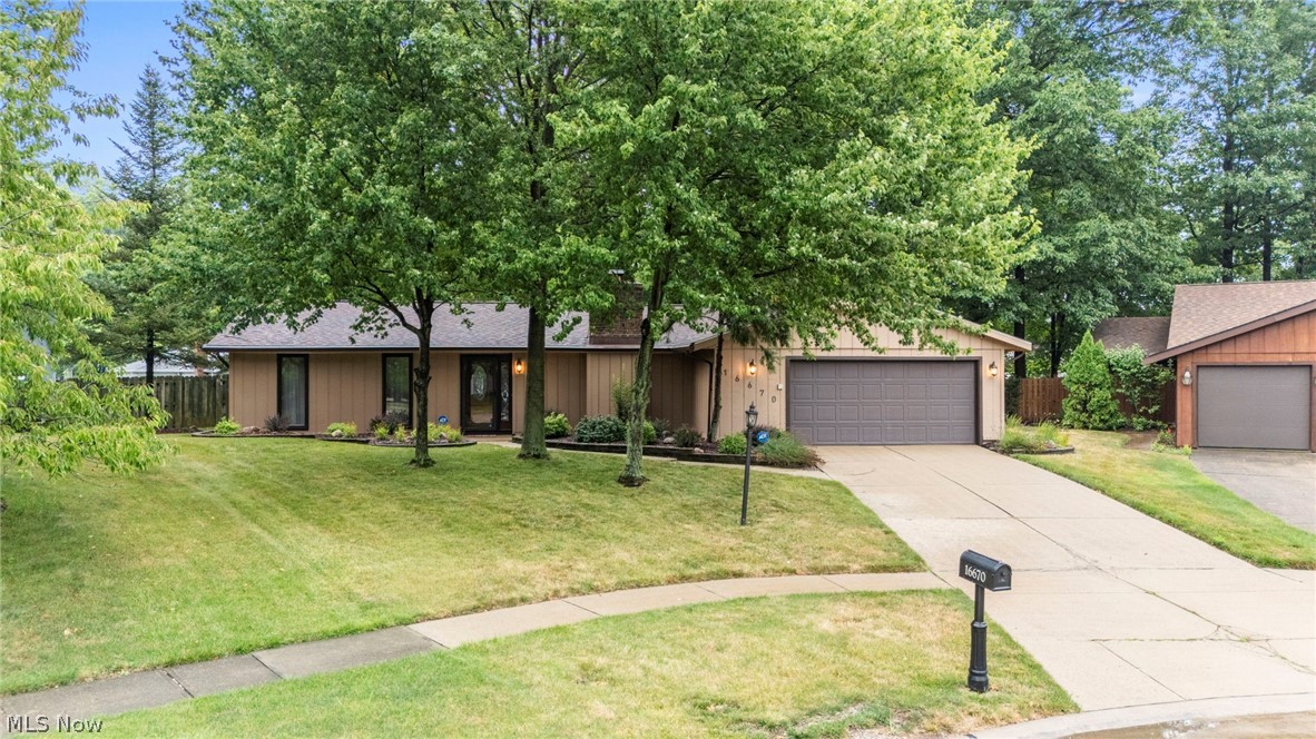 Strongsville OH, 16670 Aspen Circle