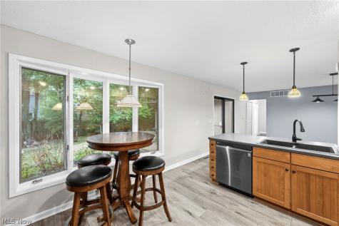 16670 Aspen Circle Strongsville OH 44136