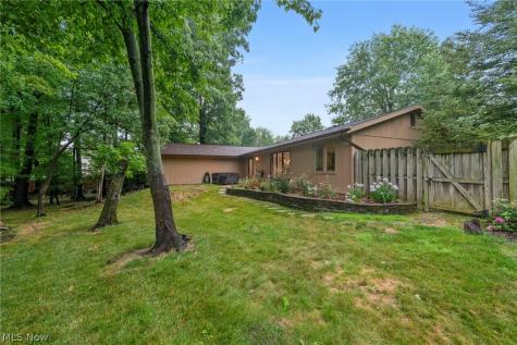 16670 Aspen Circle Strongsville OH 44136