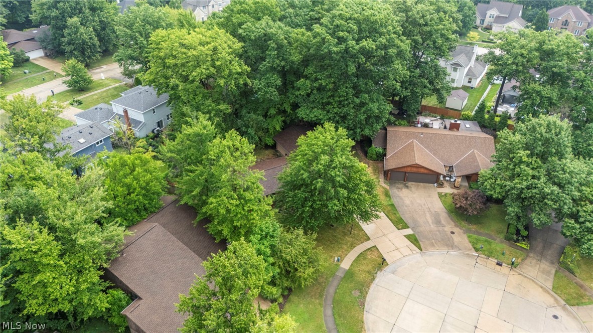 16670 Aspen Circle Strongsville OH 44136
