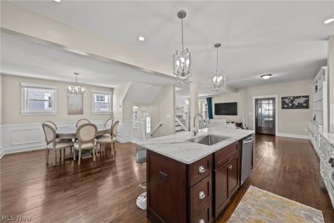 1373 Lakeland Avenue Lakewood OH 44107