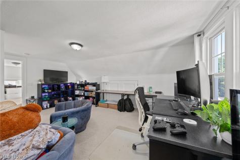 1373 Lakeland Avenue Lakewood OH 44107