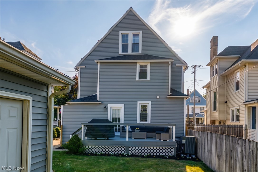 1373 Lakeland Avenue Lakewood OH 44107