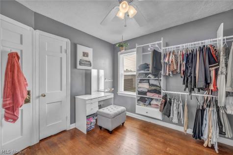 4496 W 146th Street Cleveland OH 44135