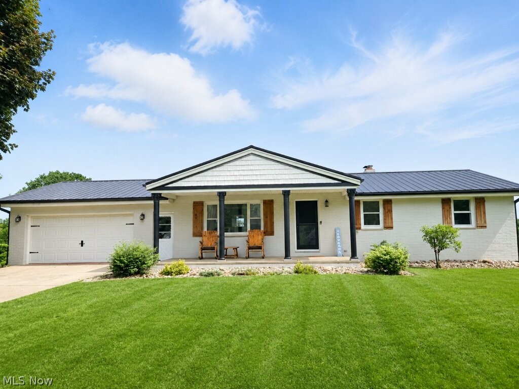 9729 Sommerville Street Louisville OH 44641