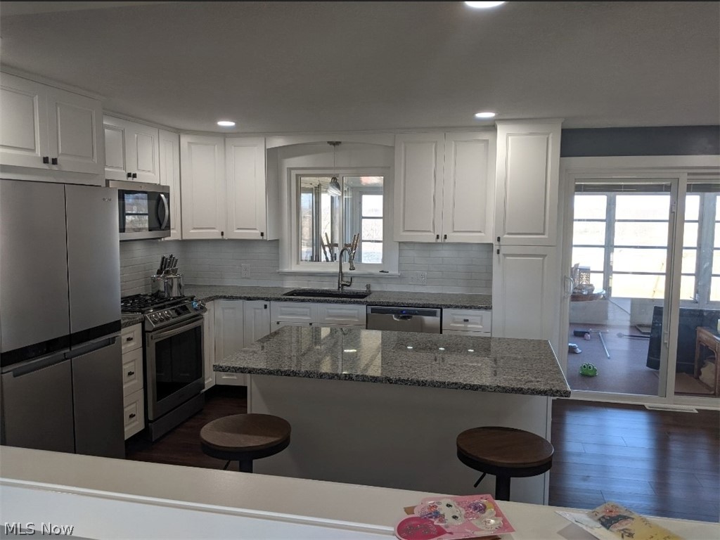 9729 Sommerville Street Louisville OH 44641