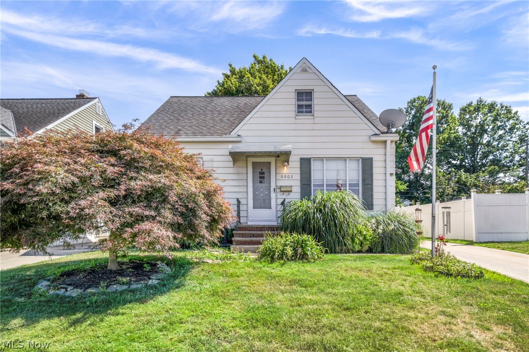 6803 Ridgewood Avenue Parma OH 44129