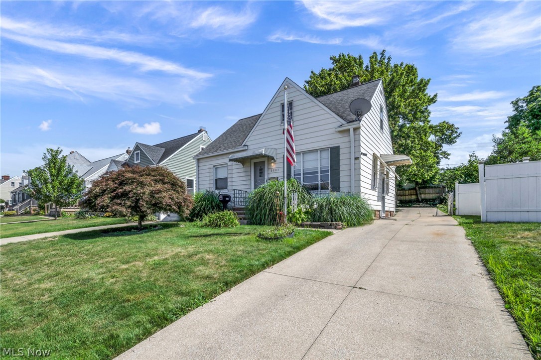 6803 Ridgewood Avenue Parma OH 44129