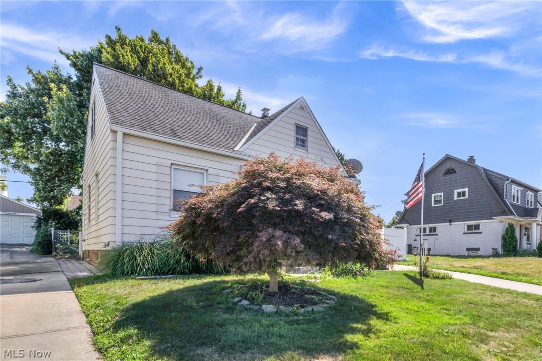 6803 Ridgewood Avenue Parma OH 44129