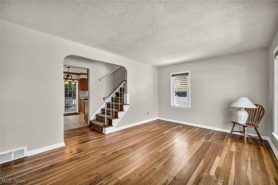 6803 Ridgewood Avenue Parma OH 44129