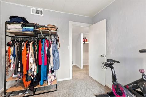 35958 Hiawatha Boulevard Eastlake OH 44095