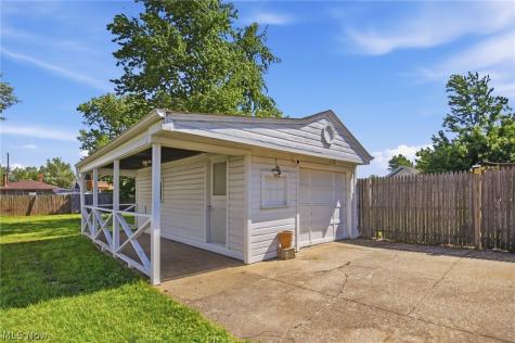 12808 Longmead Avenue Cleveland OH 44135