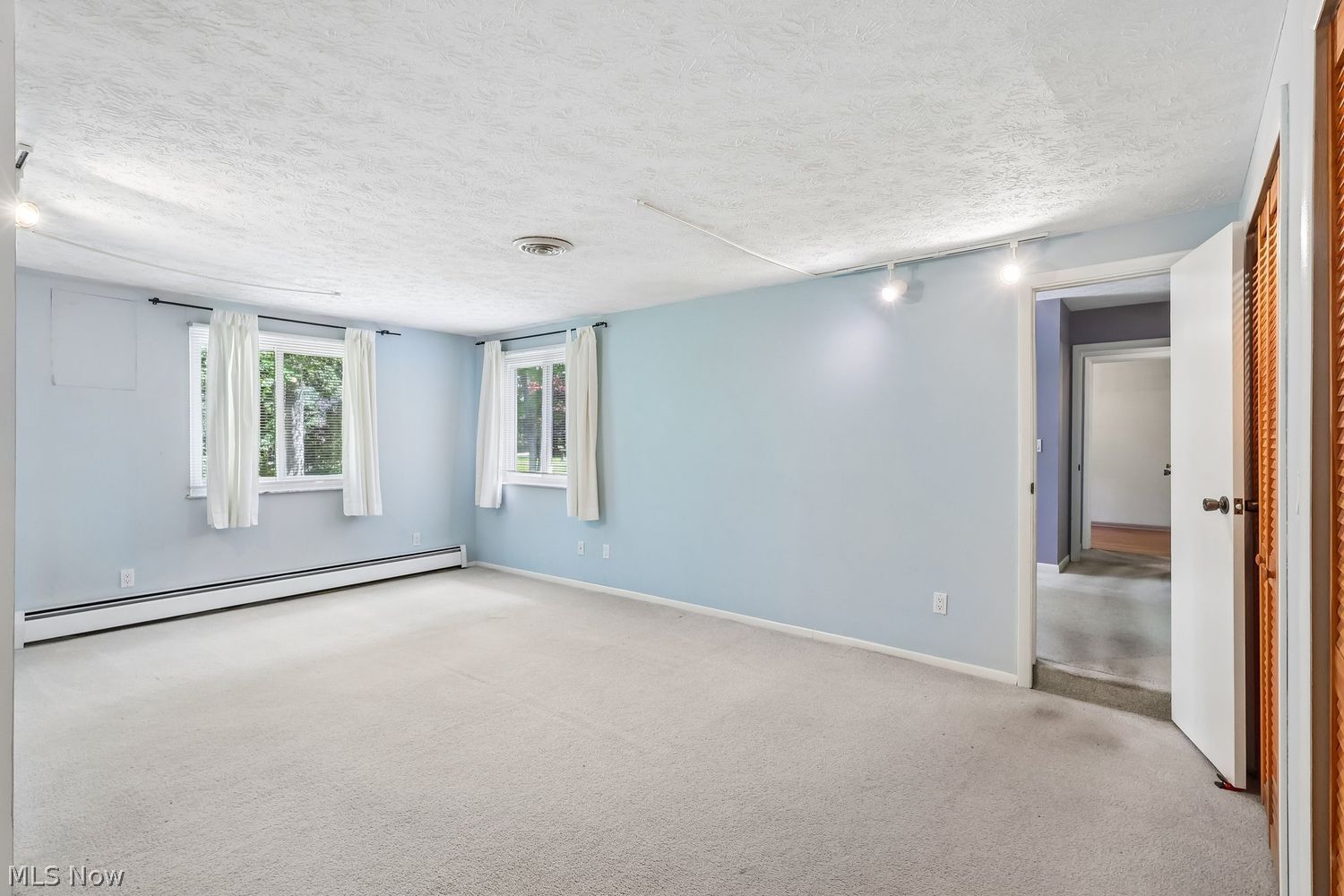 8355 Cedar Road Chesterland OH 44026