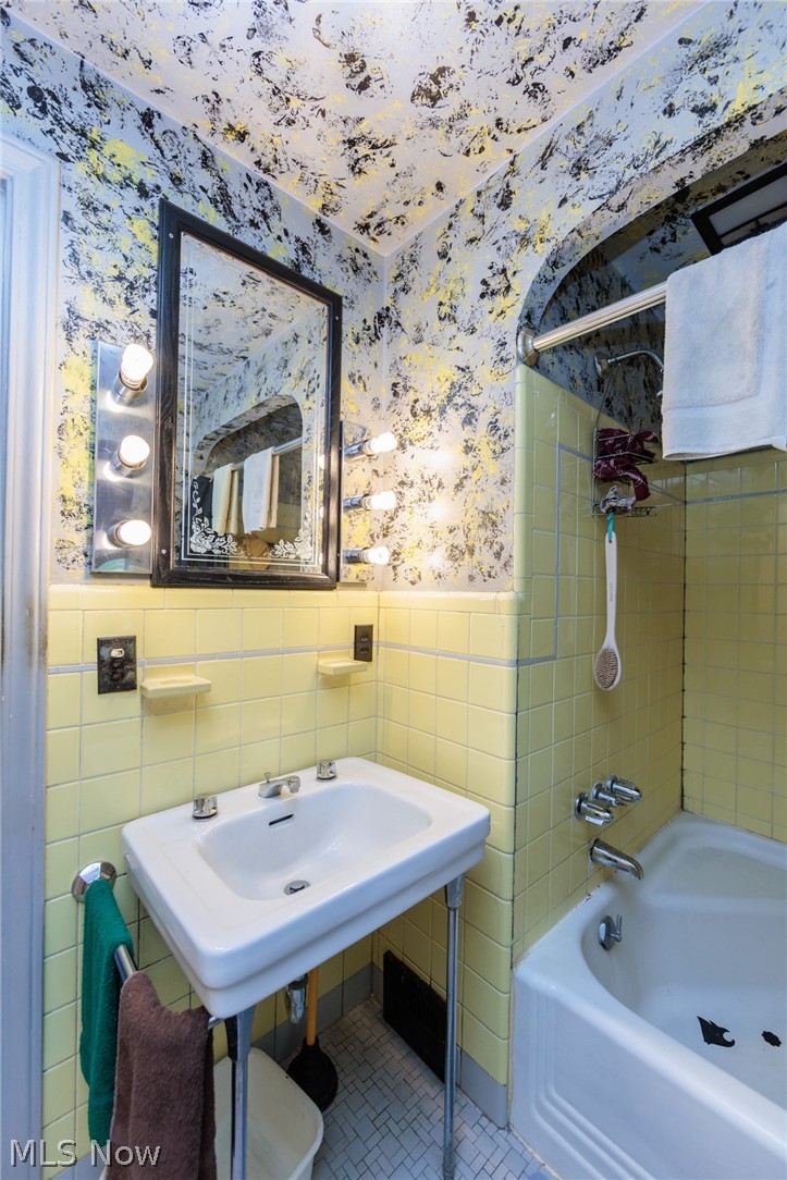 3987 Princeton Boulevard South Euclid OH 44121