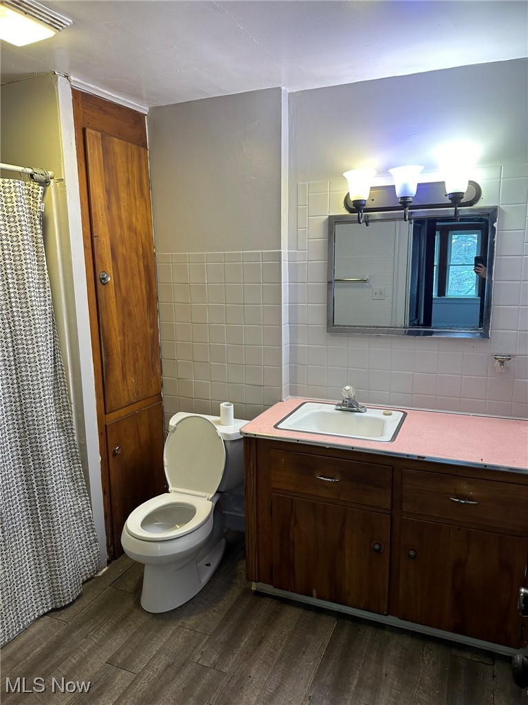 864 Forrest Drive Akron OH 44306